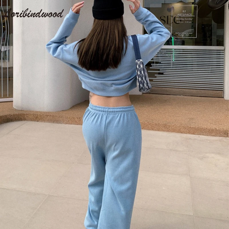 Костюм спортивный женский из двух предметов большого размера Осень-зима 2021 |