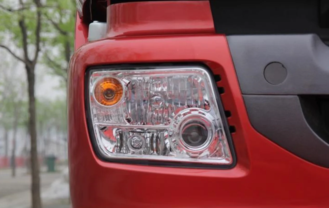 

Suitable for Foton Auman 2280 lampshade small ETX headlight lighting lampshade Auman ETX headlight lampshade lamp shell