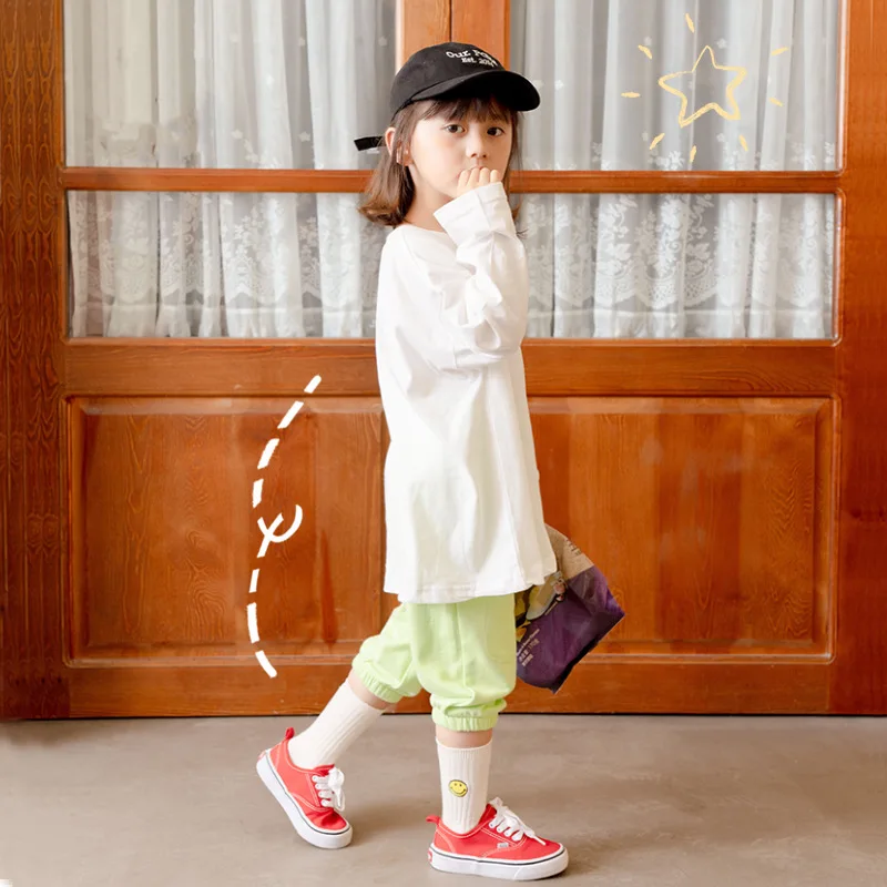 5 Pairs/Lot 22 New Children's Socks Cute Cartoon Yellow Smiley Kids Socks Soft Cotton Autumn Girls Tube Socks Boys Sports Socks