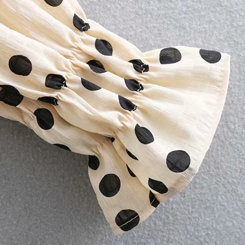 

HStar Polka Dot Print Short Tops Women Blouses 2020 Fashion V Neck Ruffle Buttons Ladies Shirts Casual Blusas Mujer