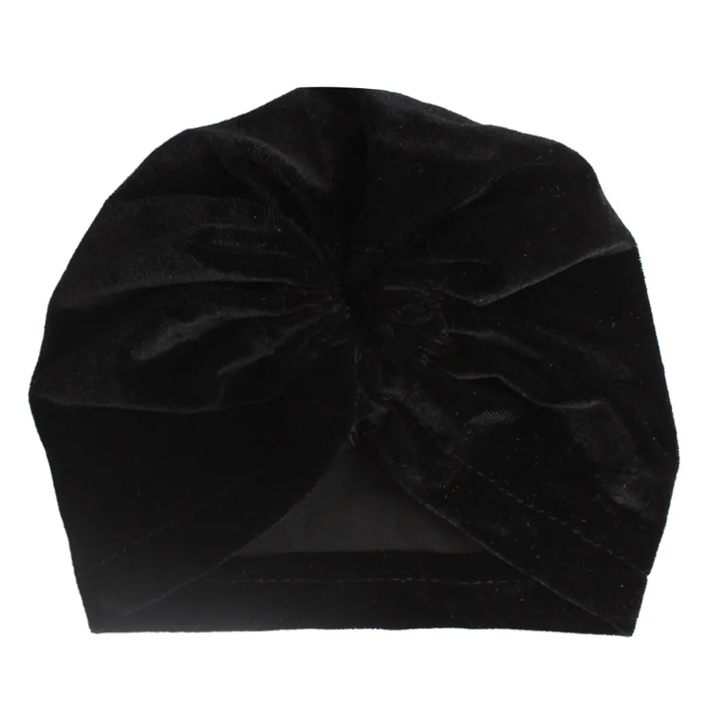 Детская шапка однотонная карамельного цвета для малышей детей маленьких