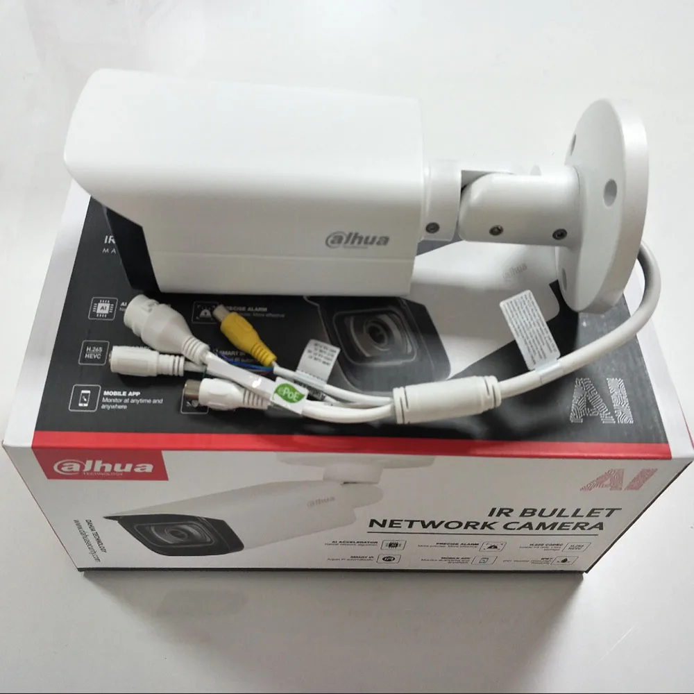 IP-камера Dahua WizMind 4 МП H.265 WDR IR50m карта Mirco-SD 128 ГБ IP67 IK10 1/1 вход/выход сигнализации