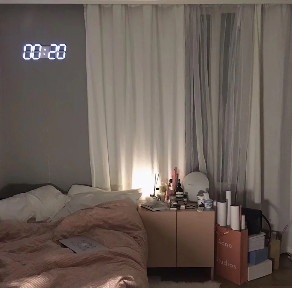 

Electronic Table Clock Digital Alarm Clock Home Lights Lighting Wall Clock Wall Clock Digital Reloj Pared Digital Clock BA60JX