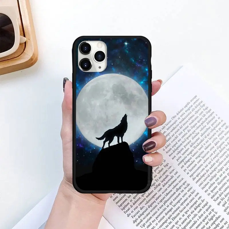 

Cute Snow Wolf Phone Case for iPhone 11 12 pro XS MAX 8 7 6 6S Plus X 5S SE 2020 XR mini