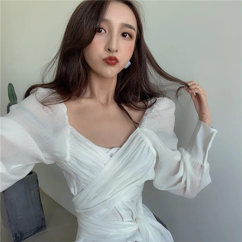 

Blusas Mujer De Moda 2019 Sexy Low-cut V-neck Long Sleeve Women Shirts Fashion Brand Autumn Crop Top Lace Up Ladies Tops New