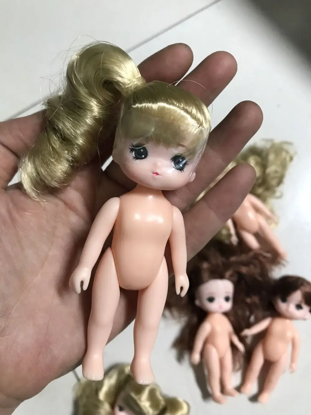 Пластиковая кукла 10 см маленькая мини Lijia игровой домик игрушка для макияжа