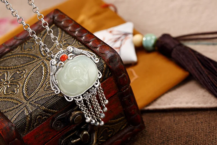 Полароид S925 Серебряный кулон инкрустированный натуральным нефритом Hotan белый