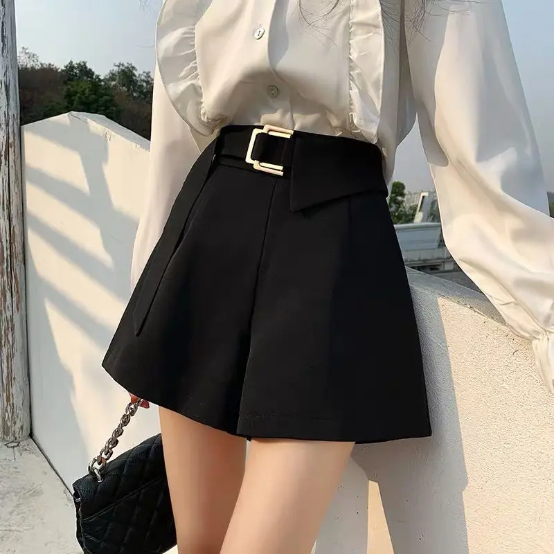 

2021 Summer Fashion Elegant High Waist Shorts Women Casual Solid Wide Leg Loose Short Pants Black Korean Sweet Femme X154