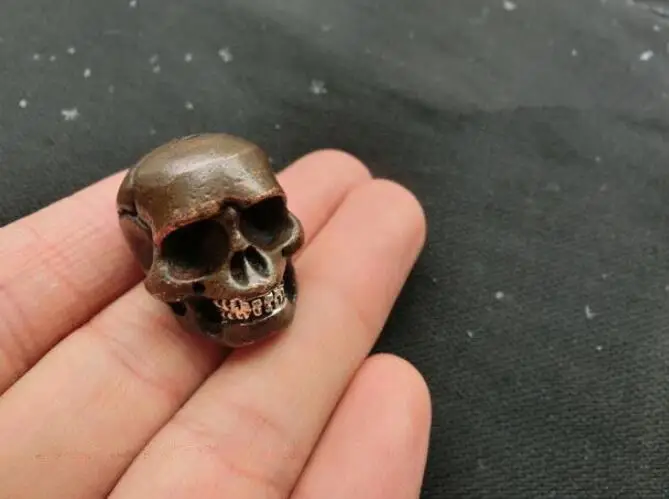 Медная статуя китайская ручная резная из латуни Череп Маленькая подвеска