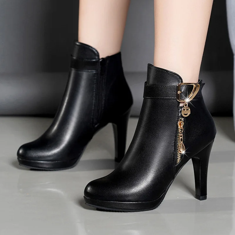 

High heels women's new autumn and winter short boots Korean style wild thick heel ankle boots plus cashmere to keep warm ladies
