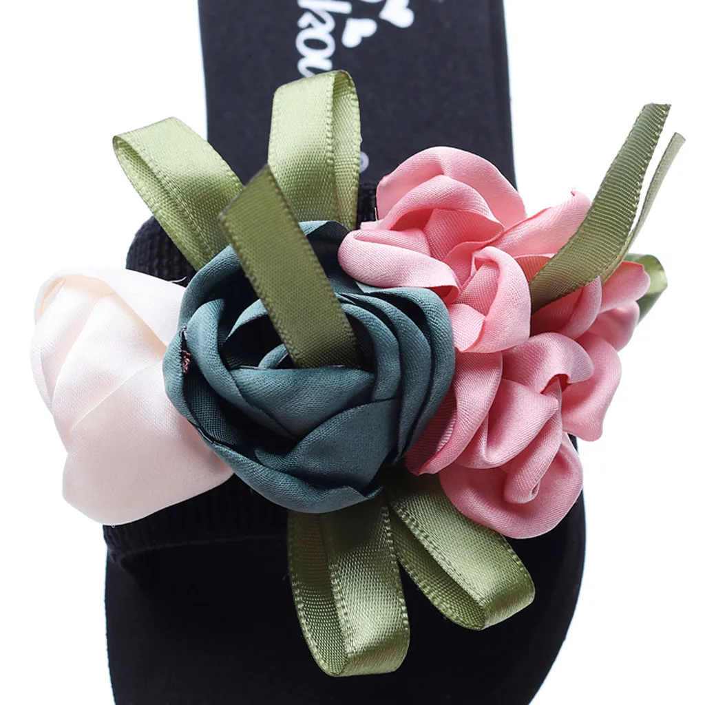 Шлепанцы SAGACE женские с цветами летняя пляжная обувь на танкетке открытый носок