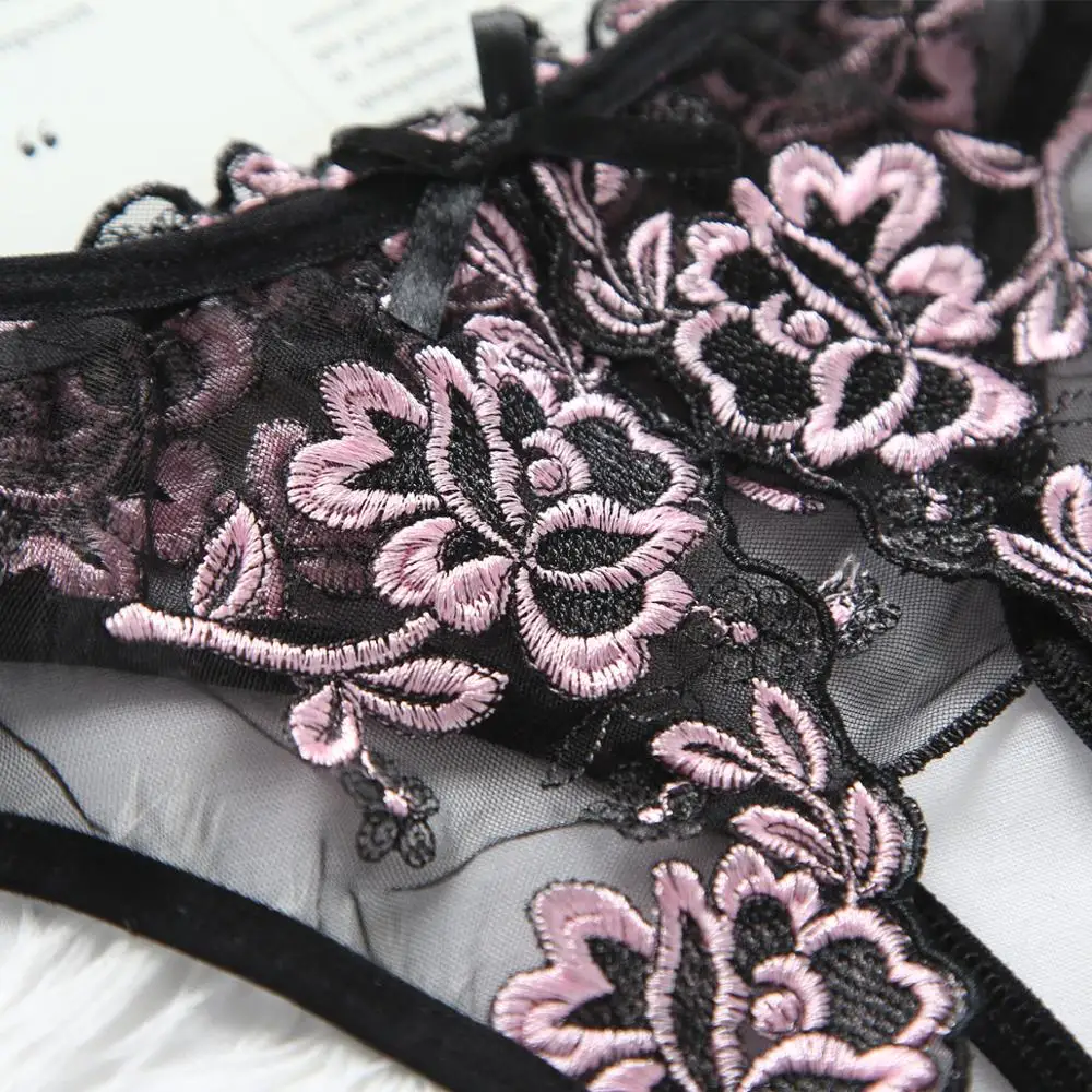 

4 PCS/set Women Sexy Lace Underwear Panties Thong G-String Women Briefs Lingerie Woman Thong T-back Female Underwear Knicker