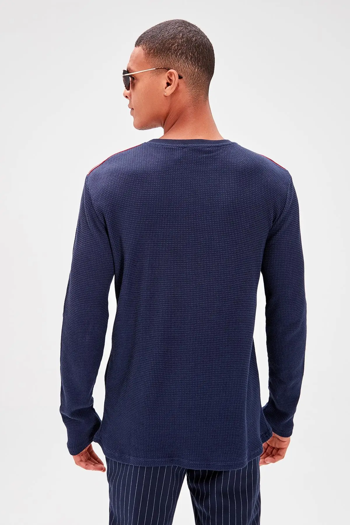 Trendyol темно-синий мужской с длинным рукавом Велоспорт шеи ленты ДЕТАЛЬ НОВЫЙ