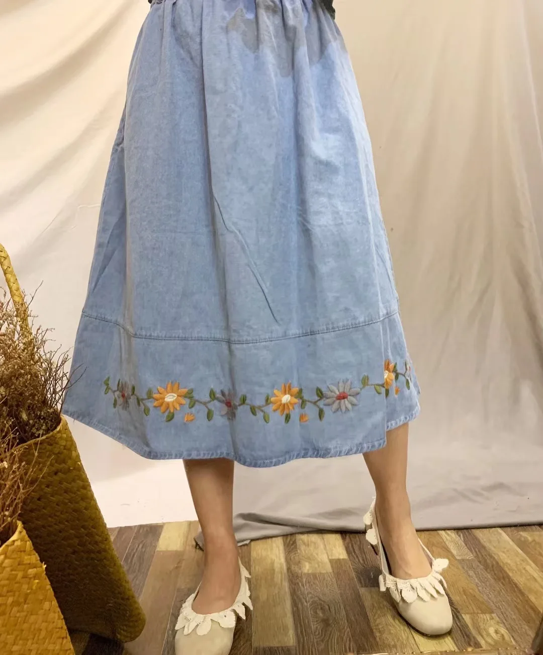 

Japan Style Mori Girl Embroidery Hem Denim Skirt New Summer Solid Color Loose A-line Casual Women Skirts
