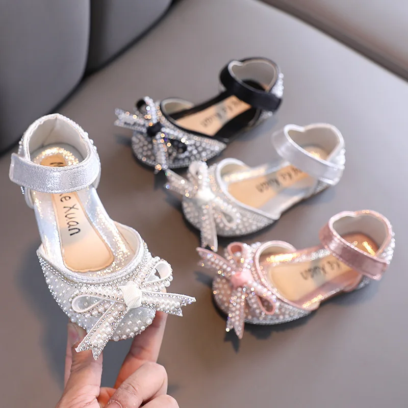 2022 Girls Leather Sandals Summer Children Casual Flats Pearls Beading With Bowtie Princess Performance Sandals Toddlers