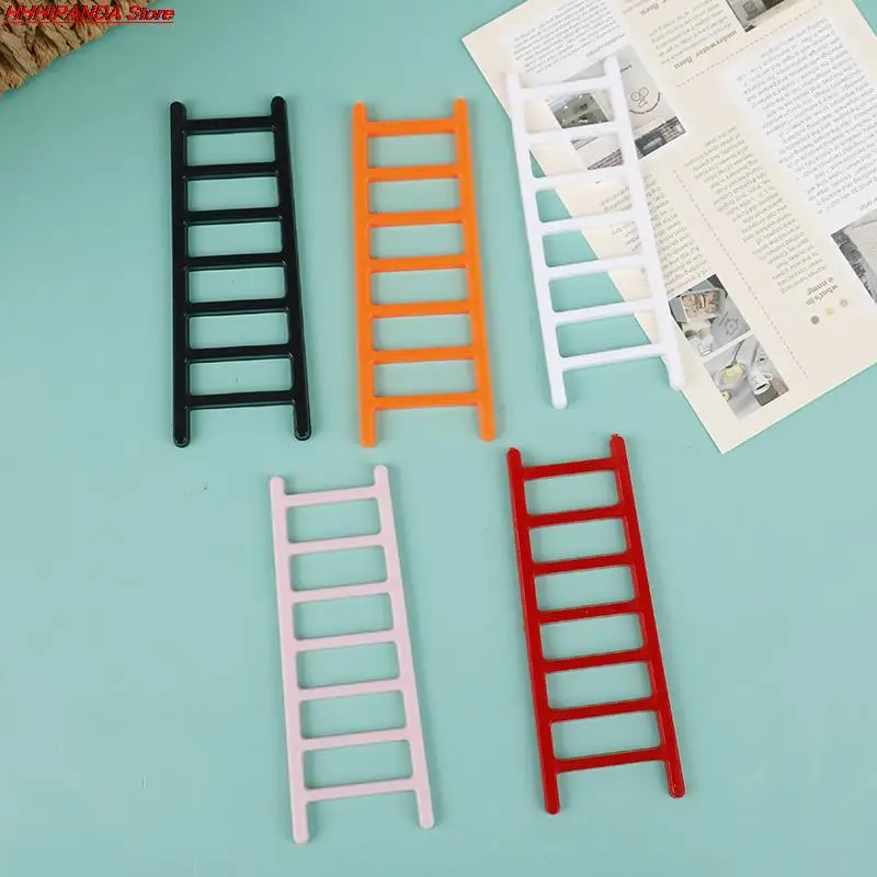 

2 шт., 1:12 миниатюрные пластиковые аксессуары для кукольного домика