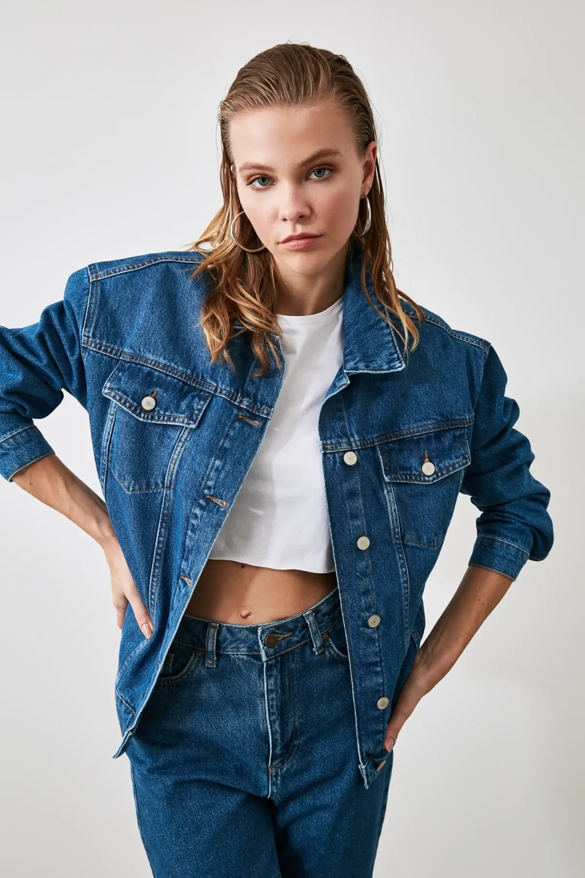 

Trendyol Basic Denim Jacket TWOAW21CE0174