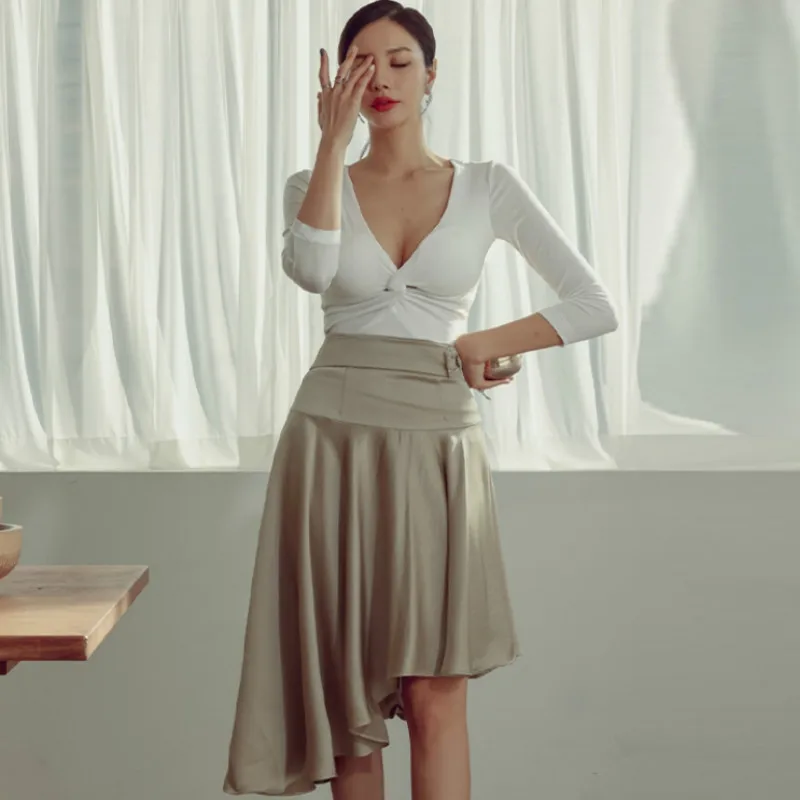 Женский облегающий комплект из двух предметов Корейская футболка с V образным