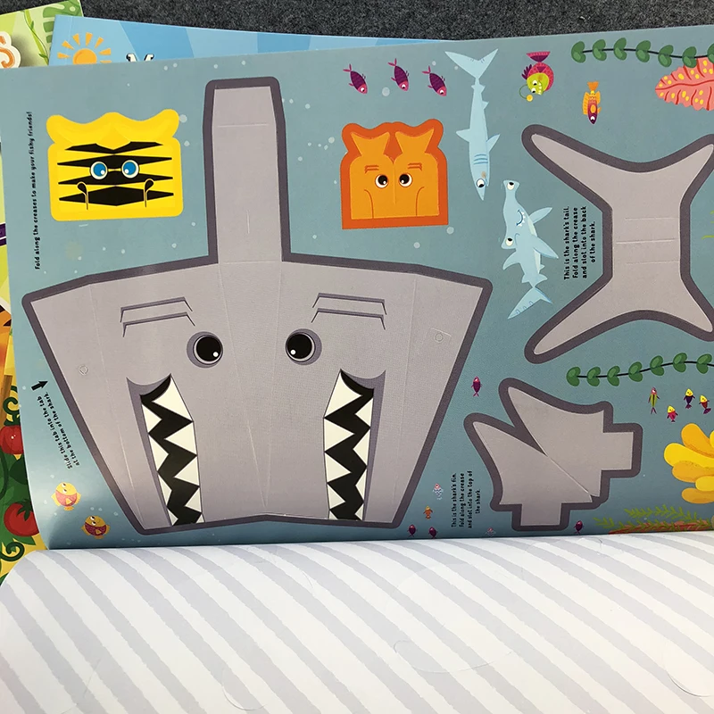 Детский сад детская раскраска и граффити наклейка книга фокус на