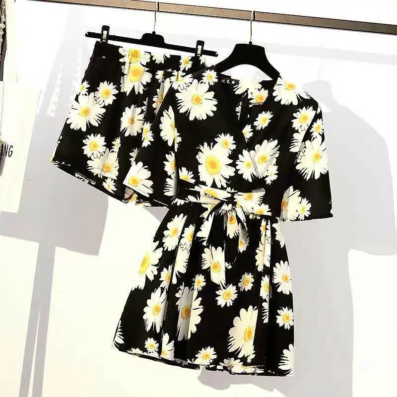 

Hot Style Floral Print Women's Dress & Shorts Vogue Suits V-Neck Sashes Mini Dress Femme Boho Flare Sleeve 2-Piece Suit Summer