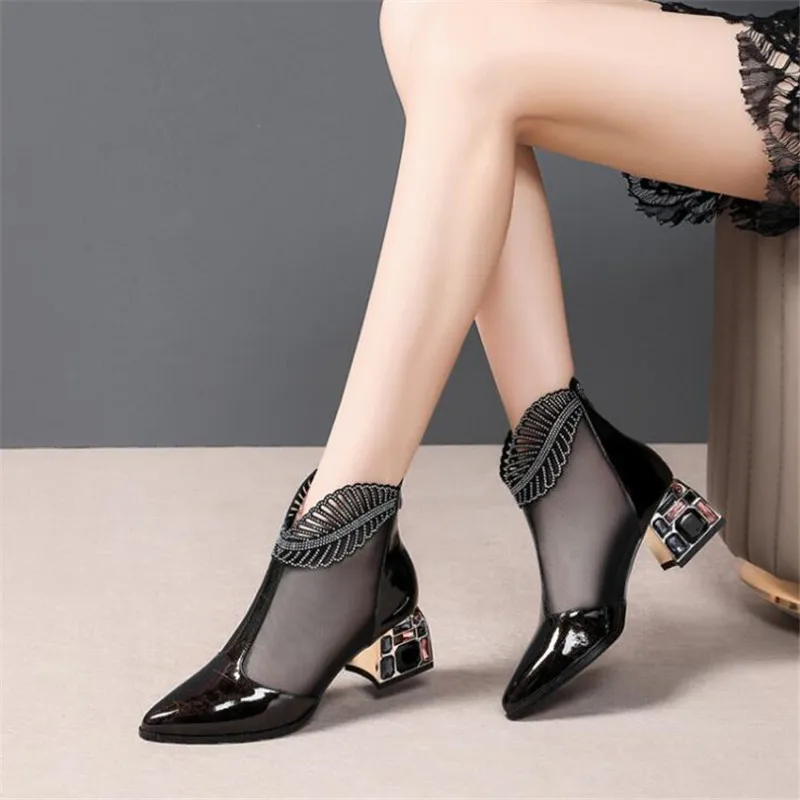 

2021Summer New Bling Bling Rhinestone Mesh Pointed toe Sandals Ankle Boots Stiletto High Heels Female Crystal Mesh Shoes Sandals