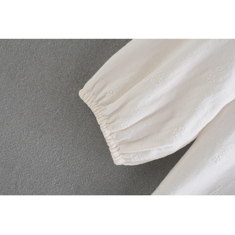 

Fashion Women Hollow Out Embroidery Oversized Solid Blouse Shirt 2021 Female Casual Shirt Chic Tops LT1055