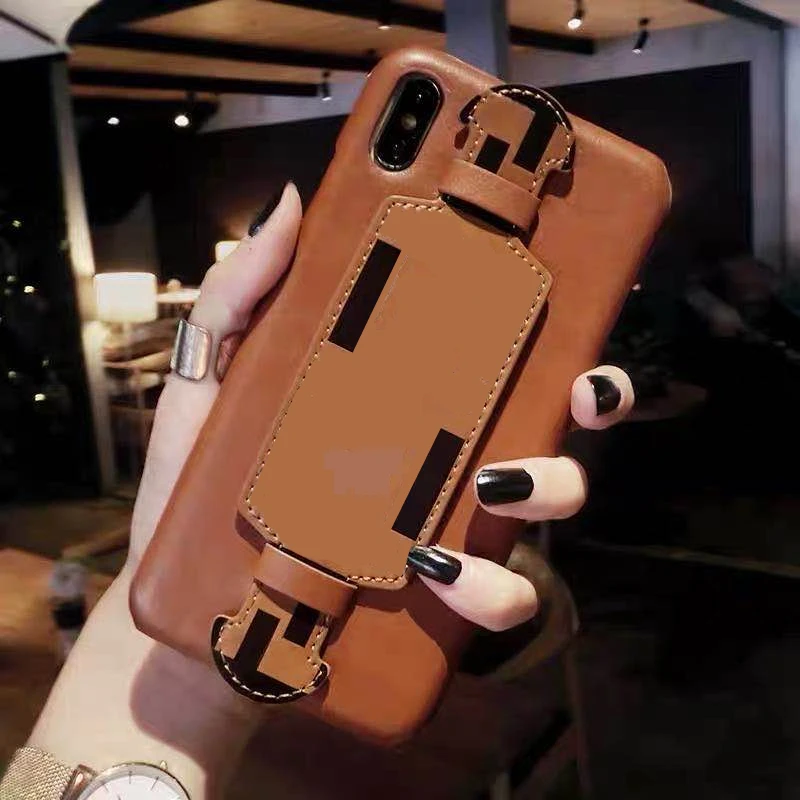 

Luxury Fashion Brand Leather Wristband PU phone case for iphone 7 7plus 8 plus X XR XS MAX 11 11 pro 11 pro max Phone cover