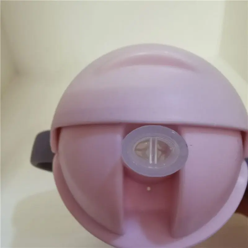 

Children's Cartoon Infant Scale Straw Cup Anti-choking Baby Handle Resistant Falling Water Bottle Ball Learning Drink Cup 300ml