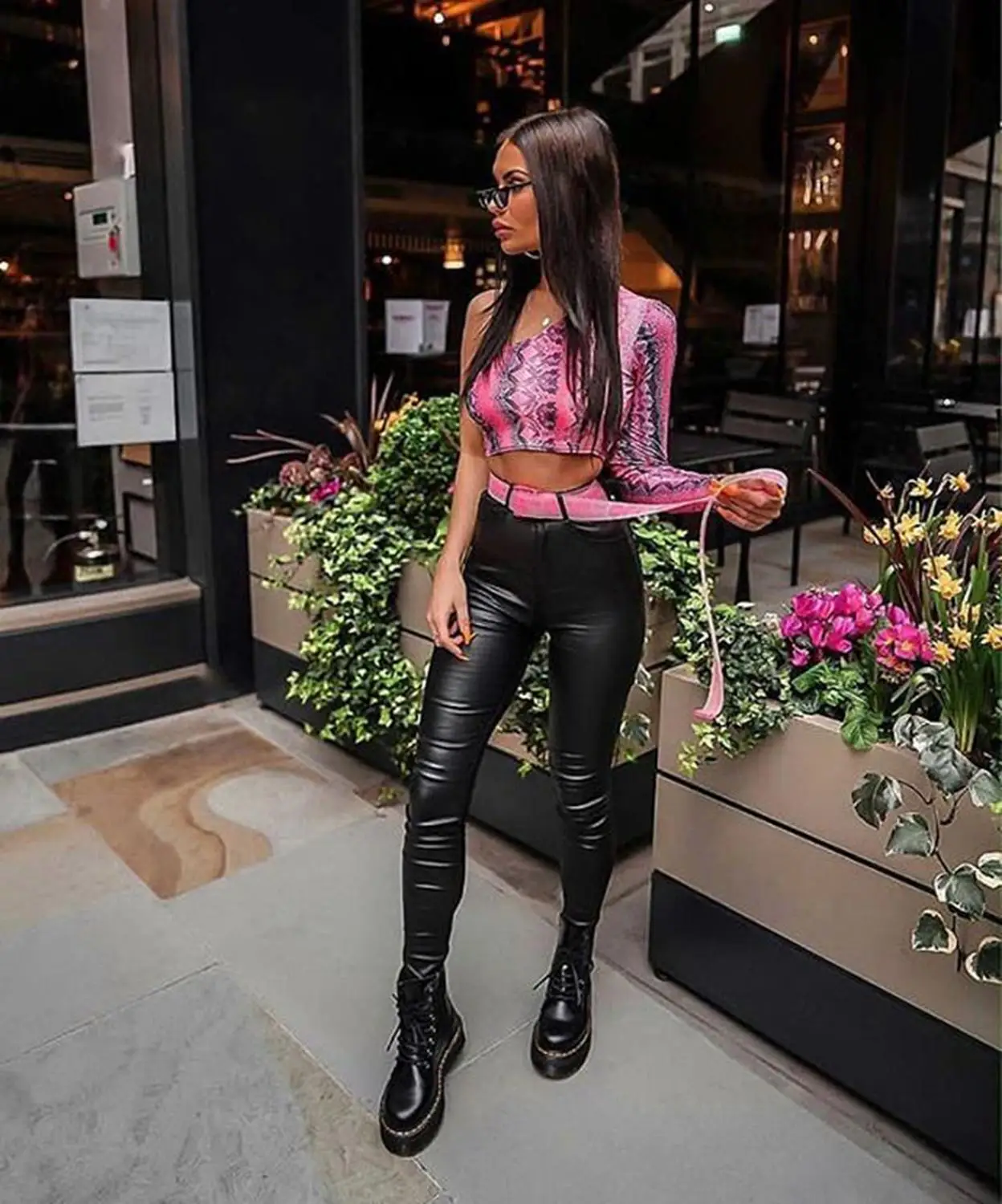 Женский топ на одно плечо Hirigin пикантный укороченный с пуш-ап и змеиным принтом