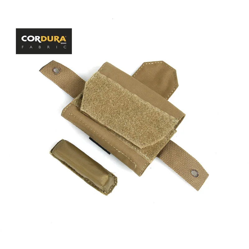 

TMC Helmet Mounted 4xCR123 Battery Pouch Counterweight Battery Case(SKU051428)