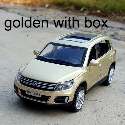 1:32, немецкая модель автомобиля VW Tiguan, литая под давлением, модель автомобиля из Золотого Металла, оттягивающая назад, модель автомобиля с подсветкой, игрушка в подарок для детей - Цвет: Golden with box