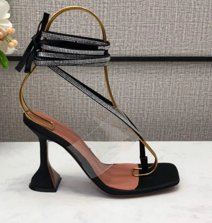 Beli Baru Fashion Cross-Tied Med Thin Heels Pesta Solid Sandal Wanita
