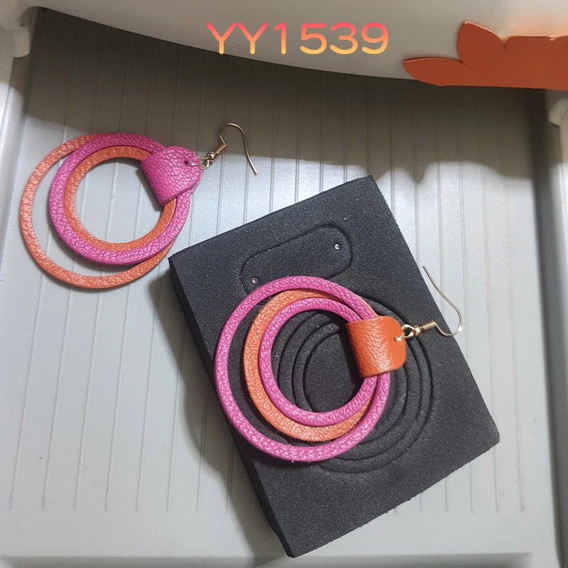 

Round Earrings yy1539 wood die cutting plate is suitable for common cutting machines in the market