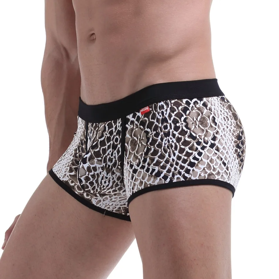 

Wholesale Hot Man Underwear Sports Leisure Military Camouflage Shorts Ice Silk Boxer Pants are cool, Silky Fabric sexy