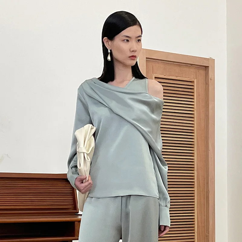 

Women's clothing shirts 2021 summer new satin gloss feeling temperament strapless loose casual silky top ladies