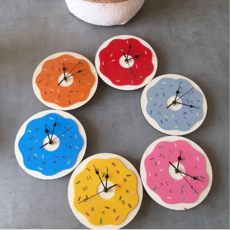 Настенные часы в скандинавском стиле форме пончика Мультяшные бесшумные