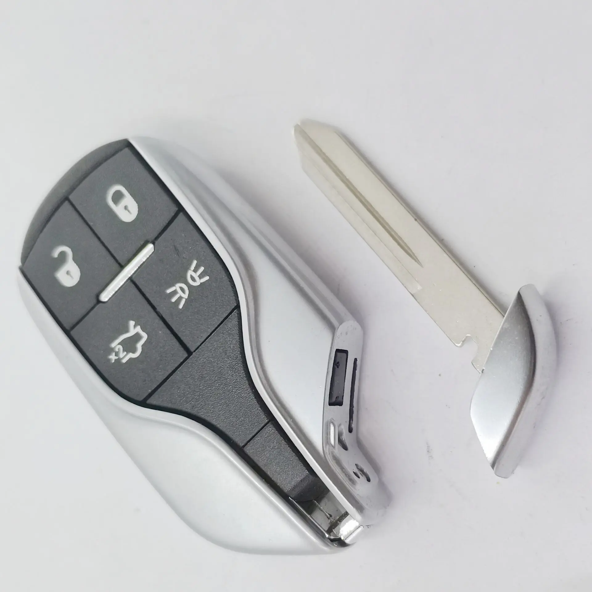 С логотипом 4 кнопки смарт-карта пульт дистанционного ключа оболочки для Maserati