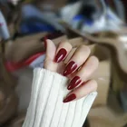 24 шт. винно-красные глянцевые накладные ногти многоразовые ультратонкие длинные в форме миндаля однотонные накладные ногти с клейкой лентой стикер