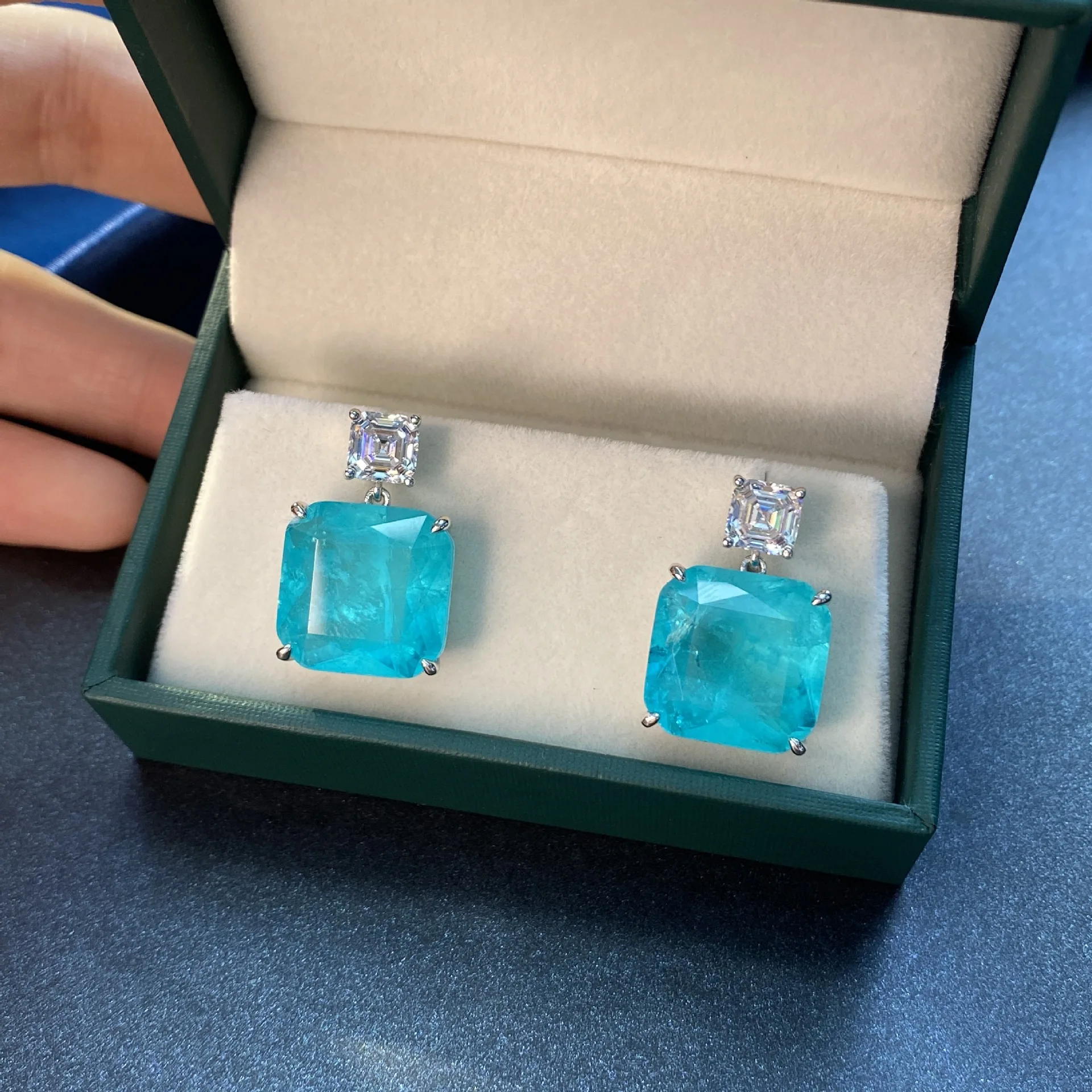 

Bilincolor Fashion 100% 925 Sterling Silver Blue Zircon Earring for women