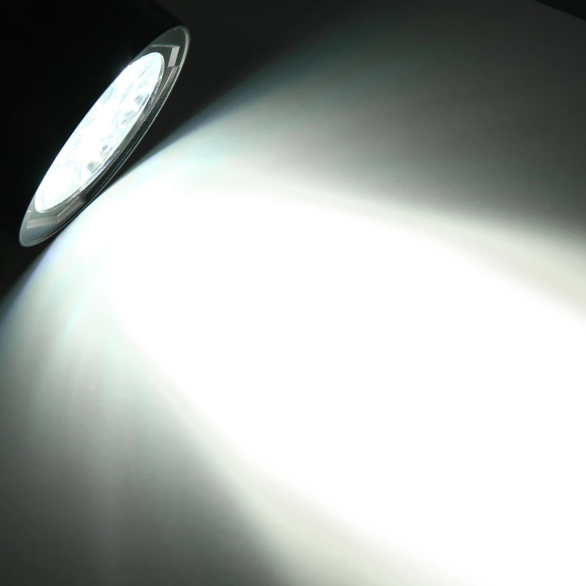 

1Pair 6LED White Motorcycle Spot Fog Light Assist Lamp Headlight Waterproof Front Head Lamp 10W 300LM For Honda