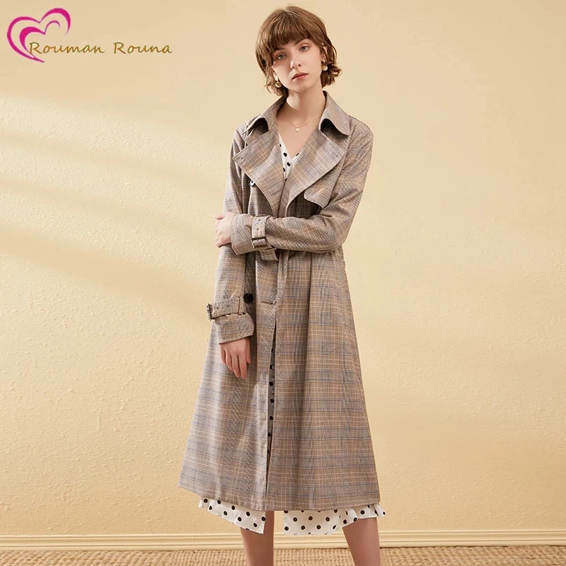 

In the autumn and winter of 2019, the new plaid windbreaker for women in Europe and the United States is a long plaid coat with