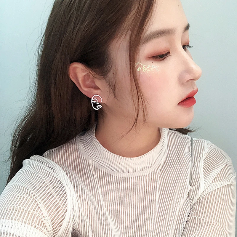 Серьги-гвоздики в винтажном стиле для девушек уникальный дизайн из простого