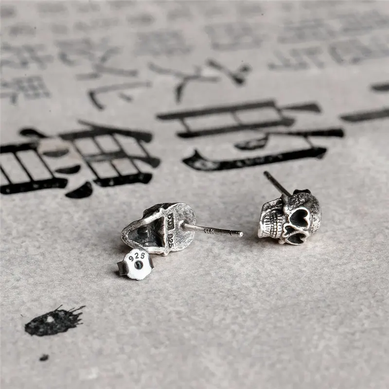

HelloLook 925 Sterling Silver Gothic Skull Earring Studs for Men Women Punk Vintage Ear Studs Piercing Earring Pin Jewellery