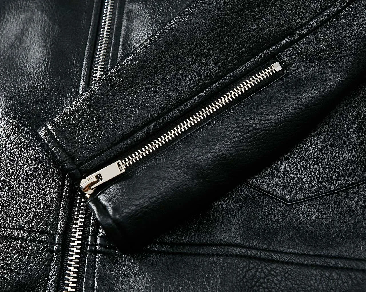 

Skulls Top Brand Diamonds Mens Jackets Coats Biker 2021 Slim PU Jacket Men Casacas Para Hombre Ropa Para Hombre M TO 3XL