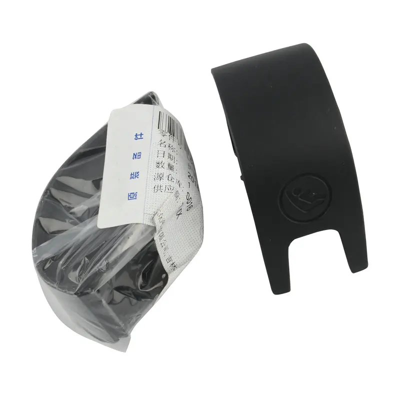 

Apply to Golf 7 MK7 Child safety seat buckle Rear seat clip clip ISOFIX lid 5GG 887 233 5GG 887 187