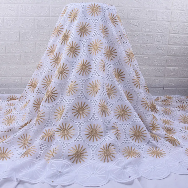 

Zhenguiru African Lace Fabric Embroidey Flower Nigerian Punched Cotton Lace For Daily Wear Swiss Voile Lace In Switzerland A1807