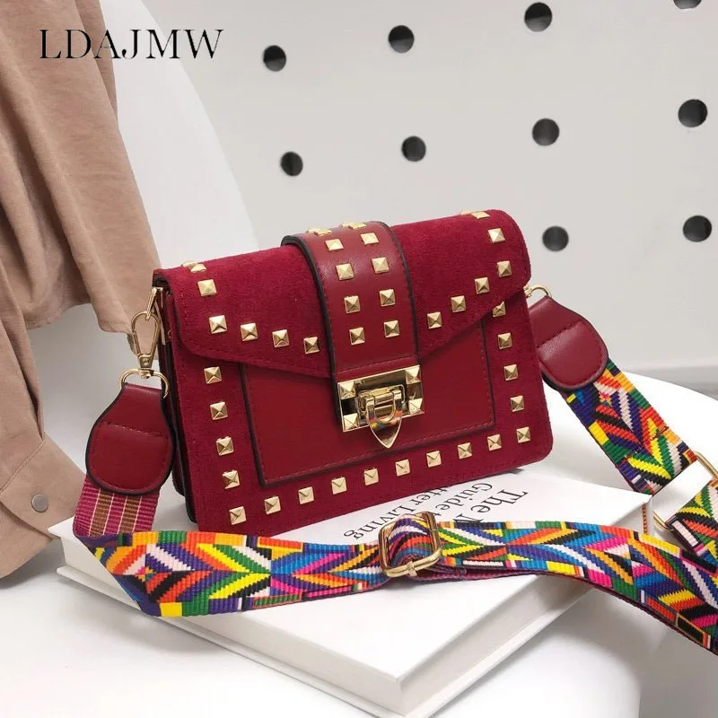 

The New Trend Rivet Decoration One-shoulder Messenger Bag Fashion All-match Leather Crossbody Small Square Bags Phone Satchel