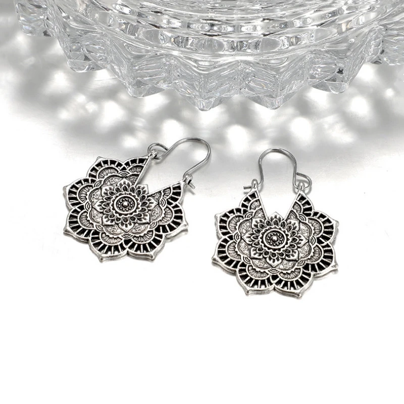 

Vintage Metal Hollow Carved Flower Dangle Earrings for Women Jewelry