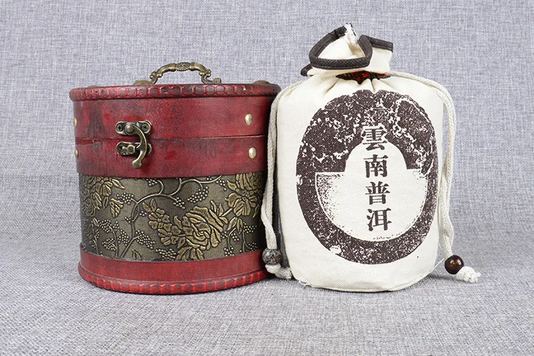 

Yunnan Pu'er Tea Glutinous Tea Fossil Small Pieces of Silver Gift Fragrance of Glutinous Rice Pu'er Cooked Tea