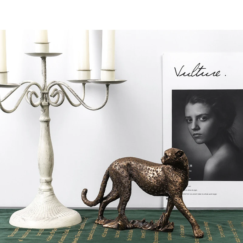 

Vintage Panther Statue European Animal Figurine Leopard Sculpture Home Office Decoration Living Room Decor Accessories